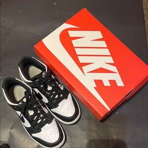 Nike Black and White Sneakers